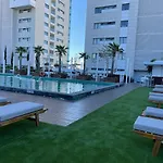 奥林匹克豪华公寓式酒店 利马索尔