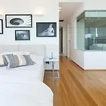 奥林匹克豪华公寓式酒店 利马索尔