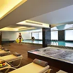 奥林匹克豪华公寓式酒店 5* 利马索尔