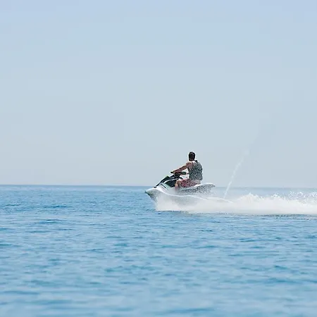 Olympic Deluxe Lägenhetshotell Limassol
