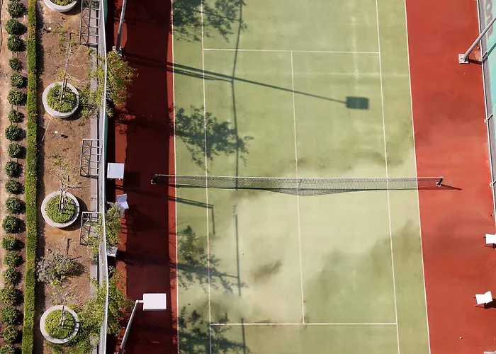 Olympic Deluxe Апарт-отель Лимасол